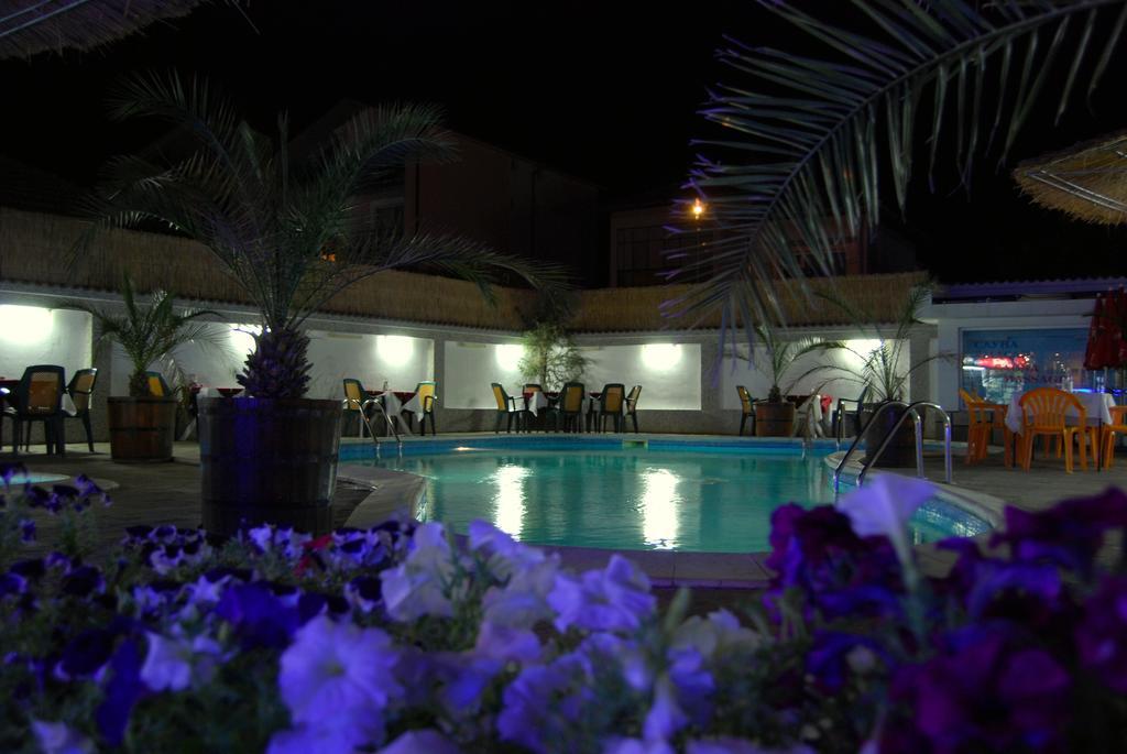 Alpina Hotel Lozeneț Exterior foto